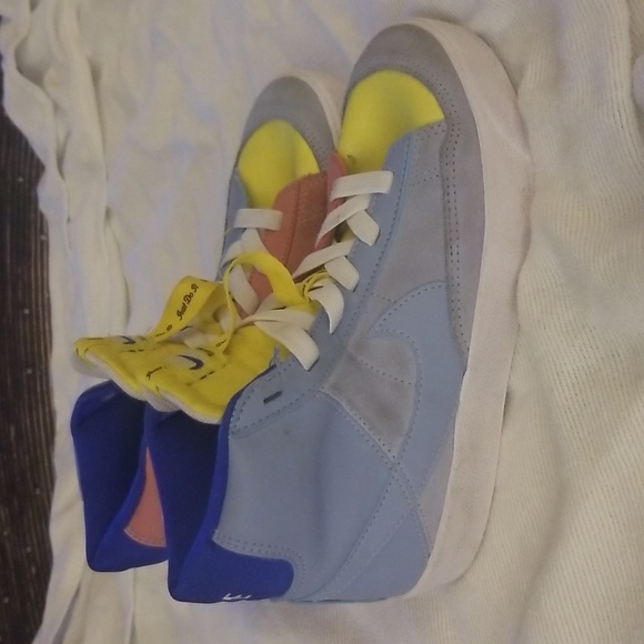 Nike blazers - Picture 2 of 4